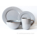 Vente en gros Personnalisé Logo Ceramic16PCS Ensemble de vaisselle Emboss